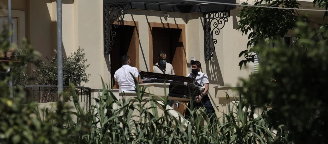 Φωτογραφίες ντοκουμέντο: Από αυτό το παράθυρο εισέβαλαν οι τρεις δράστες του φονικού στα Γλυκά Νερά (φώτο)